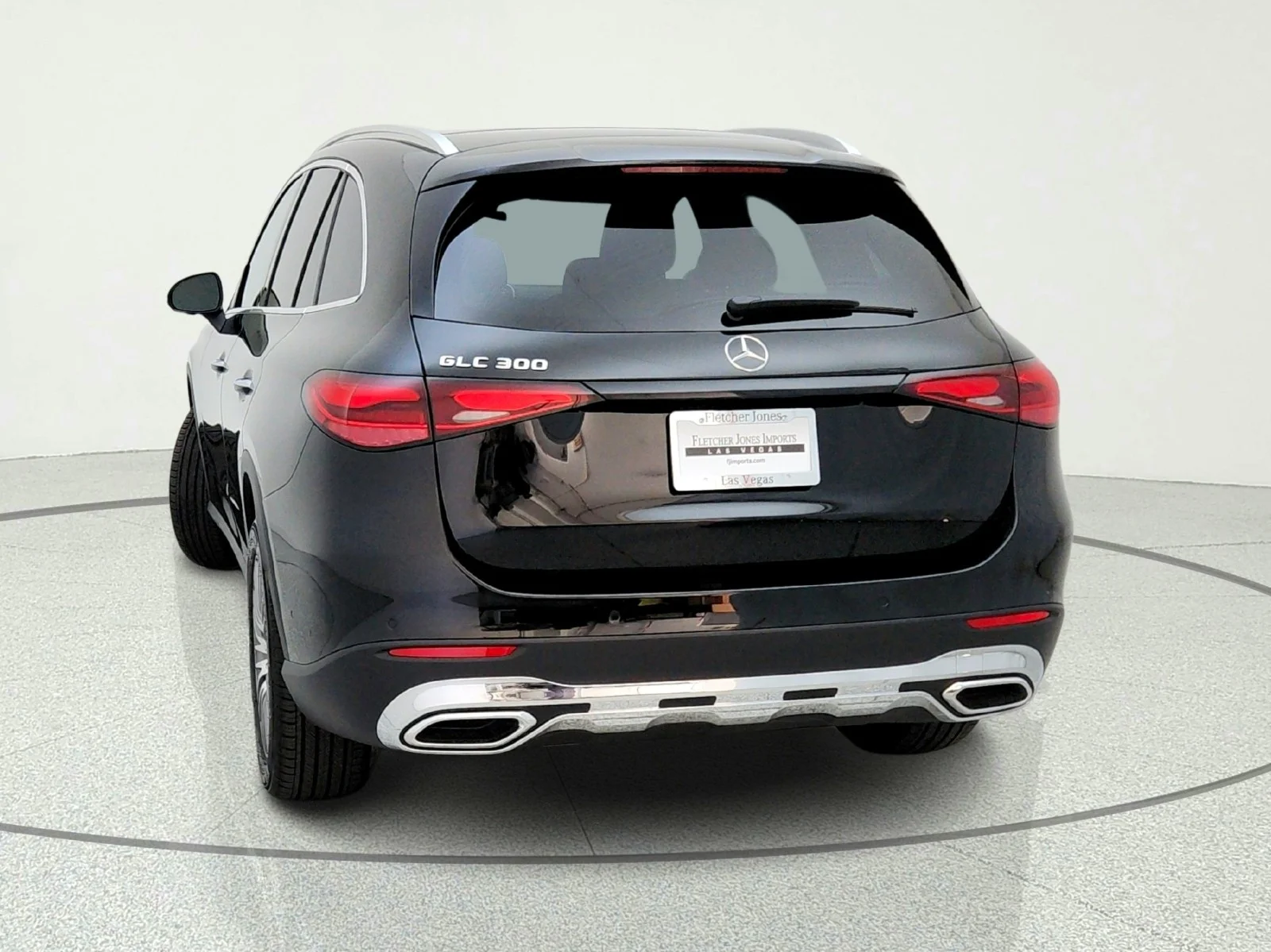 Certified Used 2025 Black Mercedes-Benz GLC 300 image 11