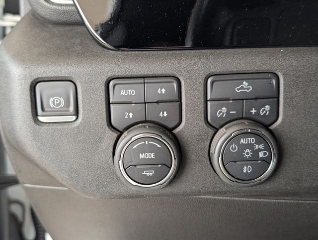 Used 2023 Summit White Chevrolet RST image 13