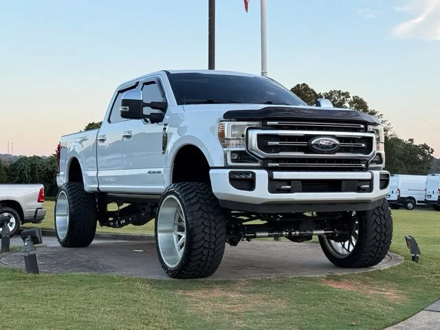 Used 2021 White Ford Platinum image 1