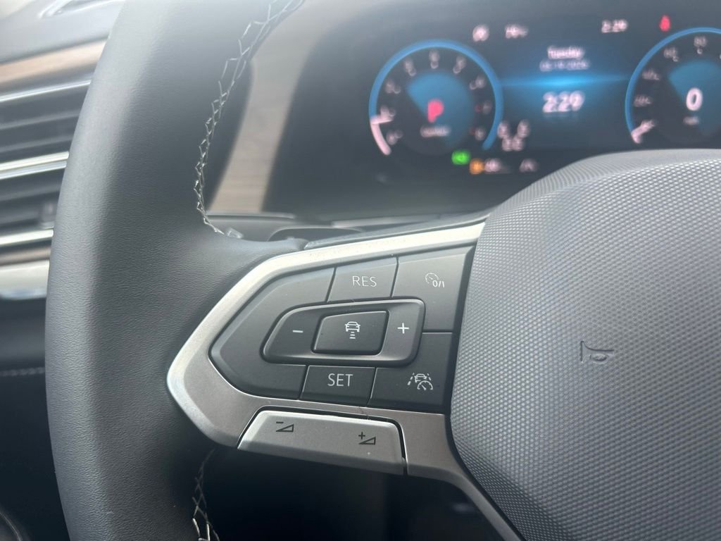 New 2026 Green Volkswagen 2.0T SE w/Technology image 20
