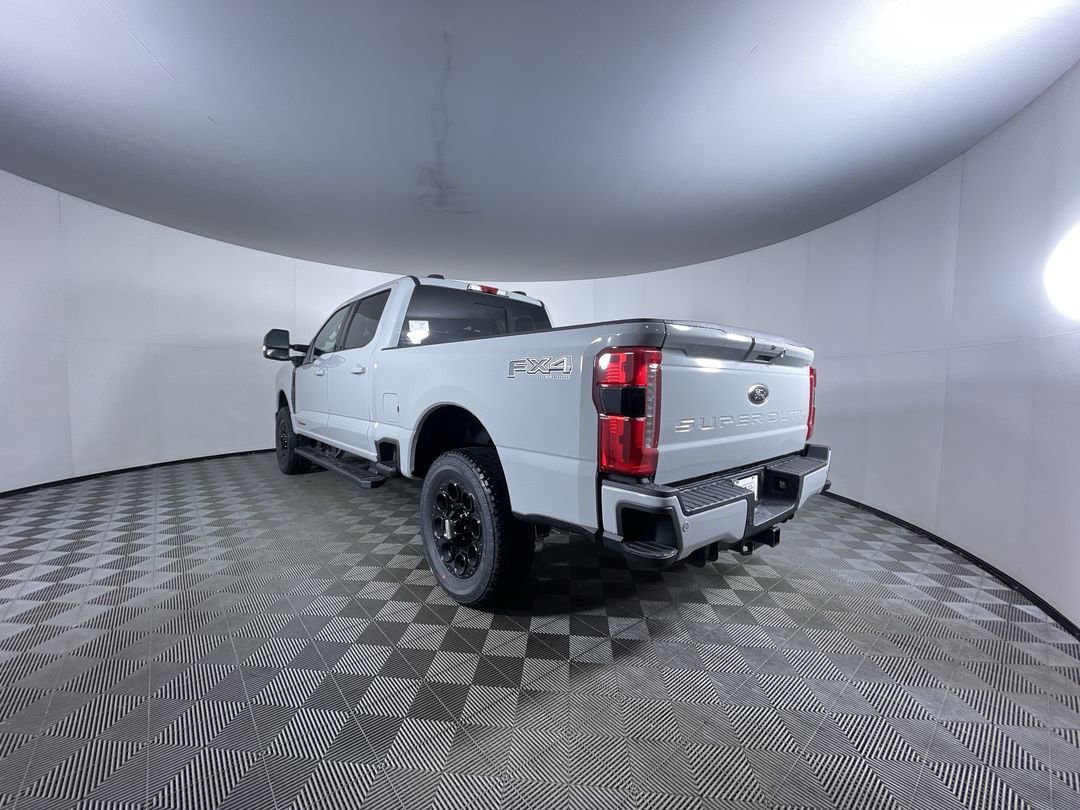 2025 Ford F-350 Super Duty Lariat - Photo 6
