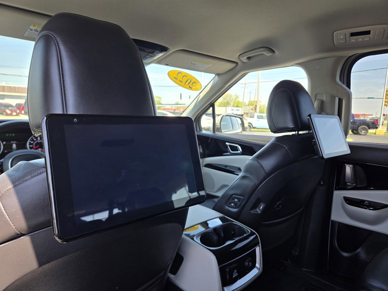 Used 2022 Ceramic Silver Kia SX image 28