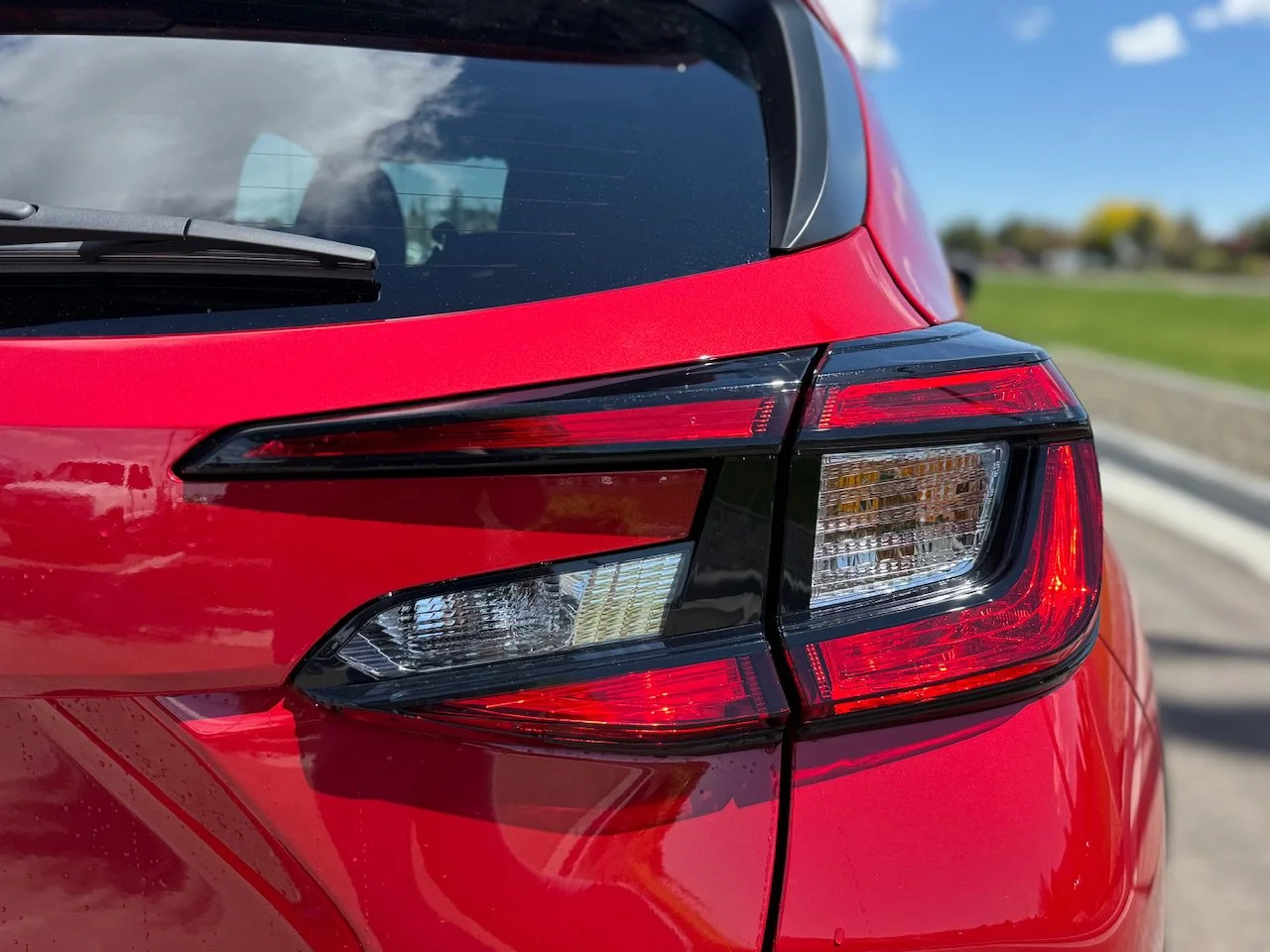 New 2026 Lithium Red Pearl Subaru Limited image 37