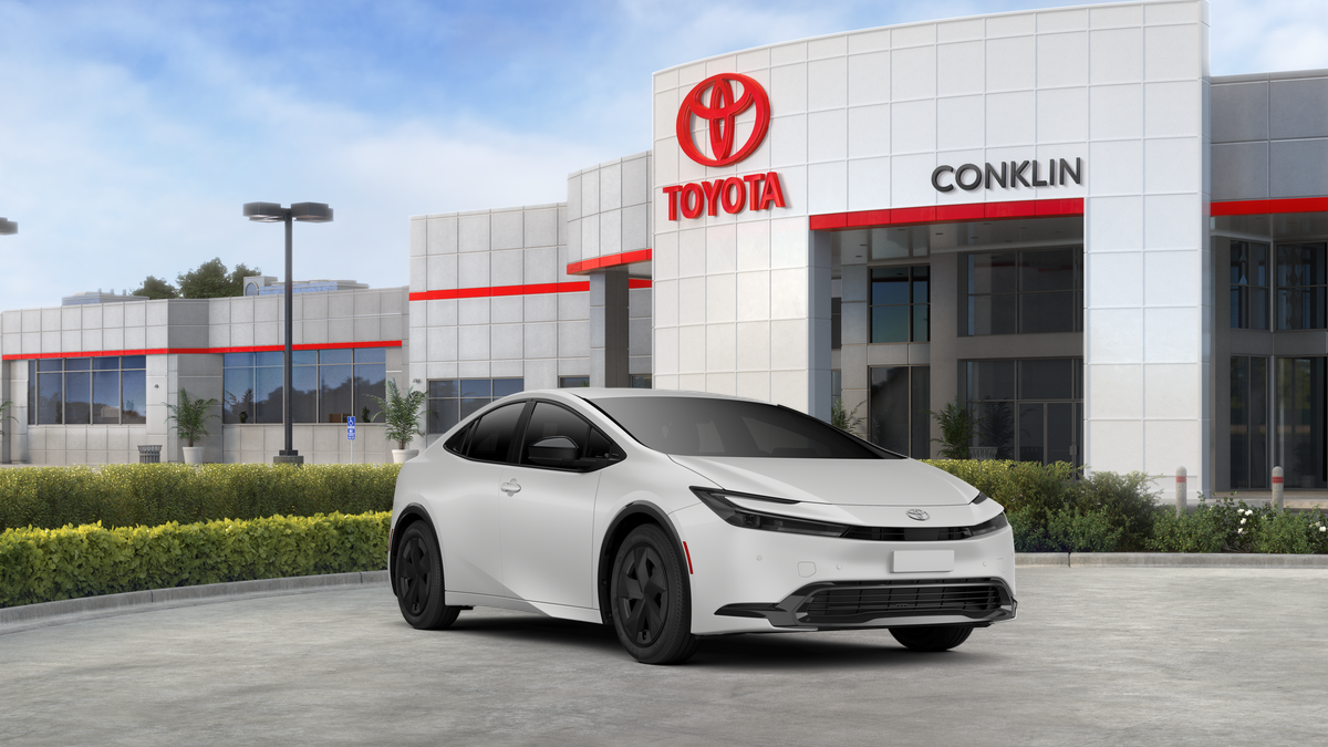 New 2026 Wind Chill Pearl Toyota LE image 15