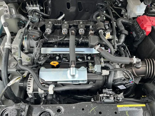 2025 Nissan Versa Sedan SV - Photo 35