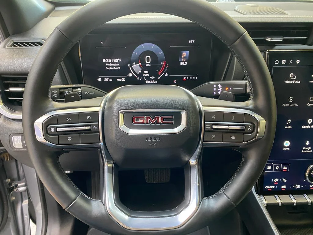 Used 2026 Silver GMC Elevation image 32