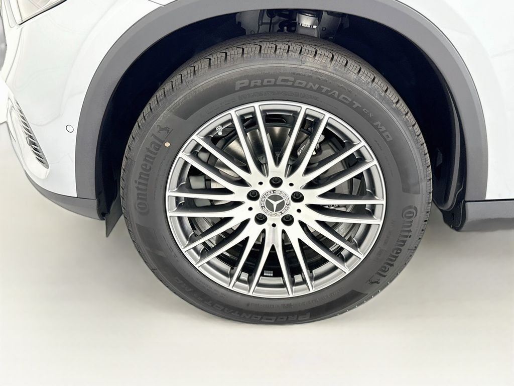 New 2026 Cirrus Silver Metallic Mercedes-Benz GLC 300 image 29