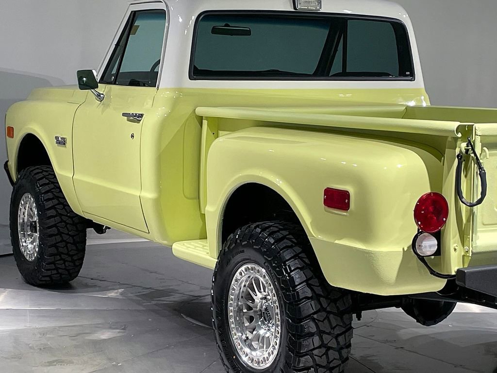 Used 1972 Yellow GMC  image 45