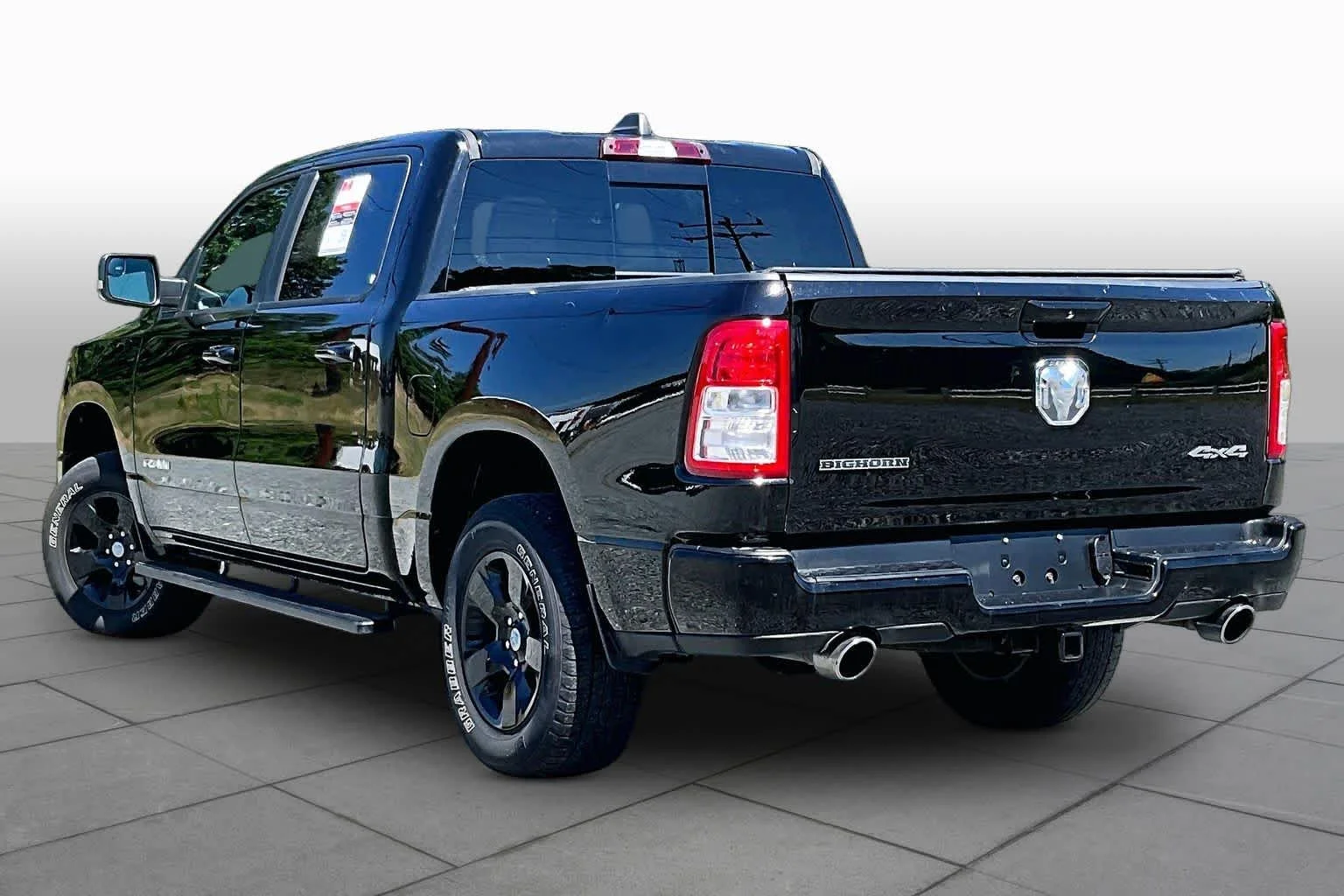 Used 2019 Diamond Black Crystal Pearlcoat Ram Big Horn/Lone Star image 12