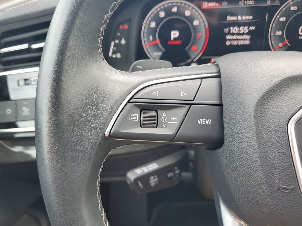 Used 2025  Audi 55 Premium Plus image 19