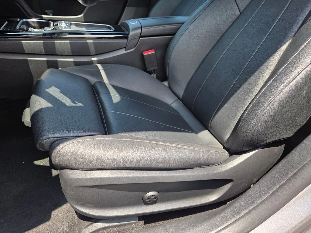 Used 2025 Gray Mercedes-Benz CLA 250 image 10