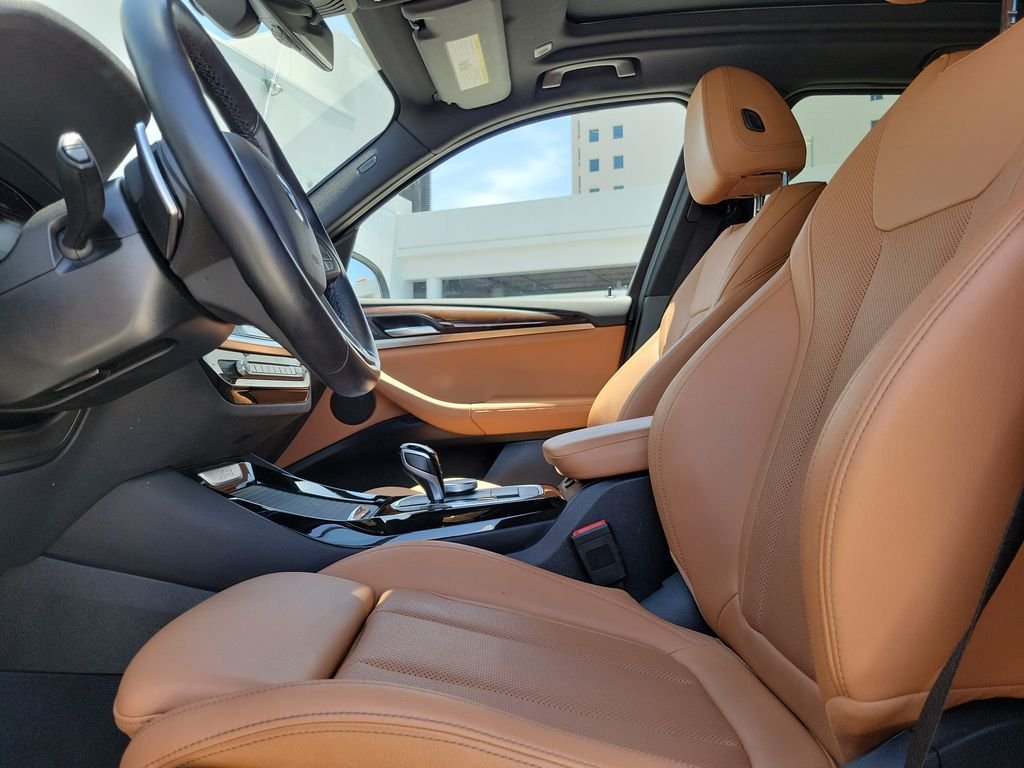 Used 2024 Blue BMW sDrive30i image 21