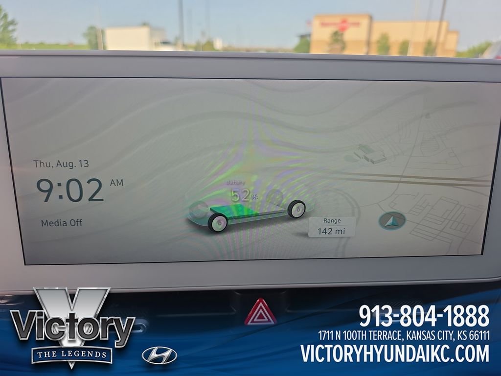 Used 2023 White Hyundai Limited image 18
