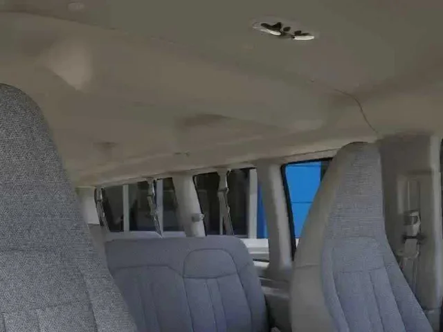 2025 GMC Savana Passenger LT