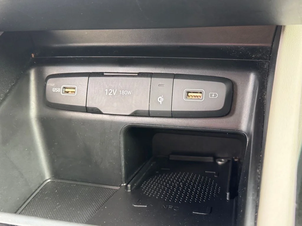 Used 2024 Gray Hyundai SEL image 22