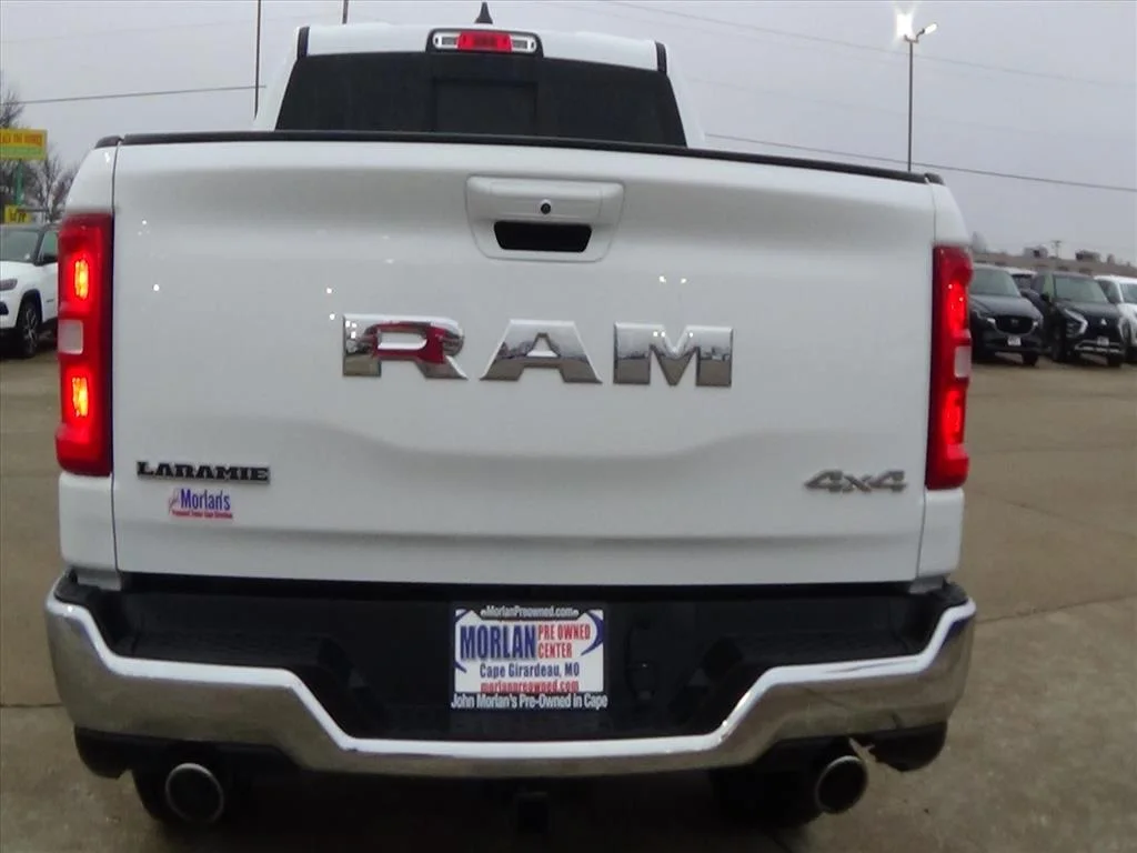 Certified Used 2025 Ivory Tri-Coat Pearl (pwd) RAM Laramie image 7