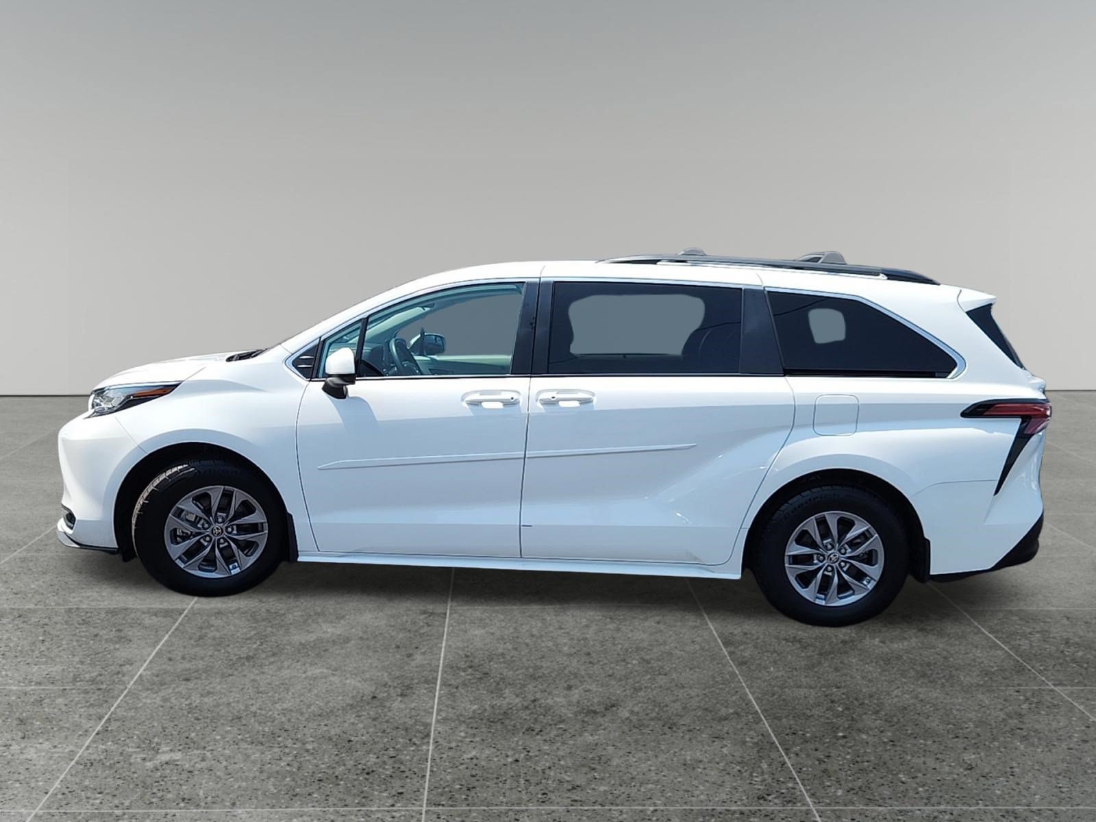 Certified Used 2022 White Toyota LE image 4