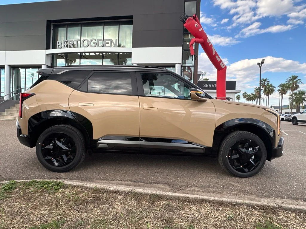 New 2027  Kia X-Line S image 3