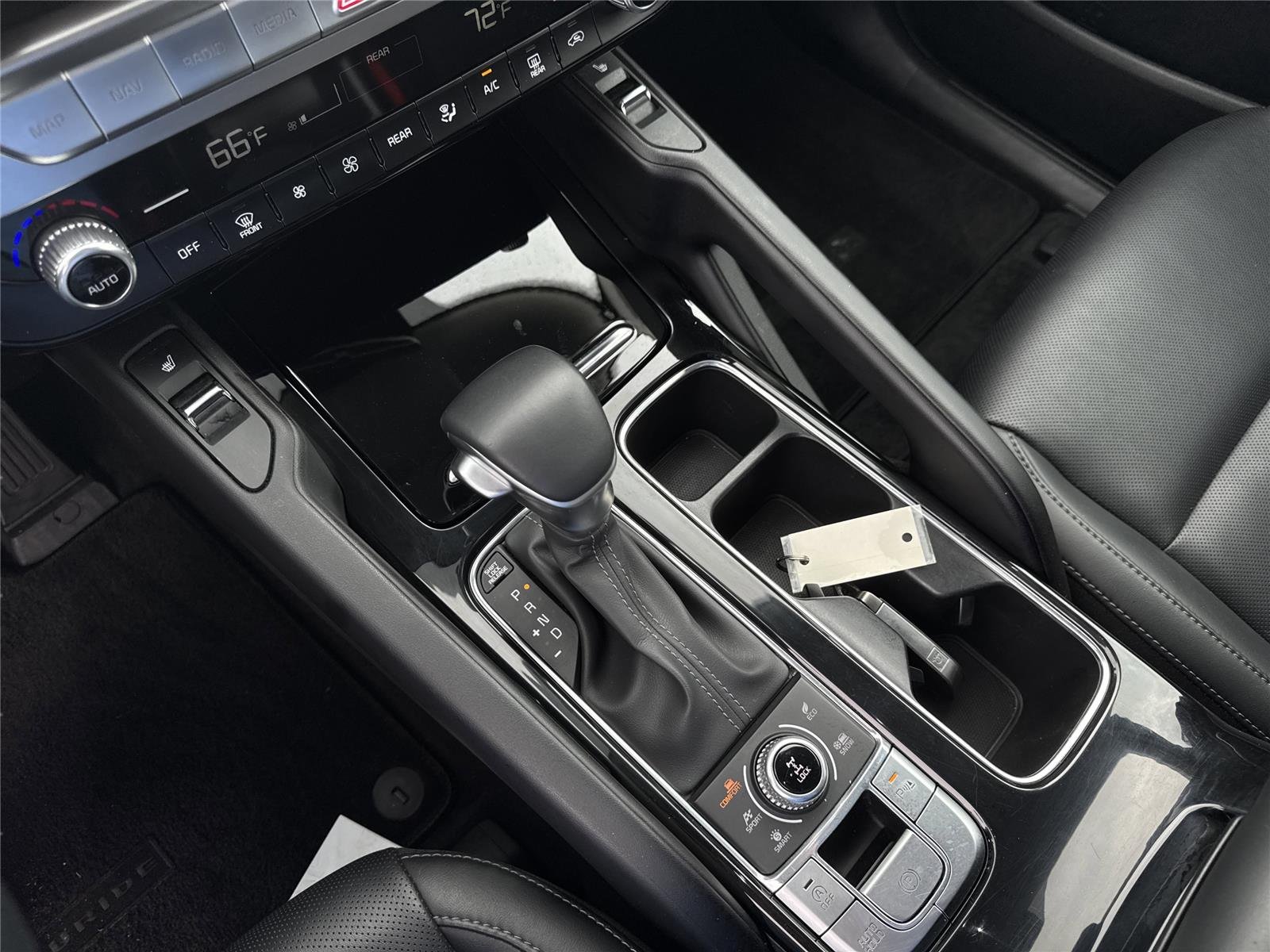 Used 2025 Glacial White Pearl Kia S image 37