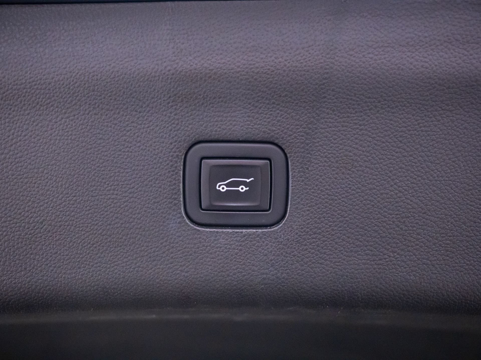 Used 2021 Gray Buick Premium Group image 40
