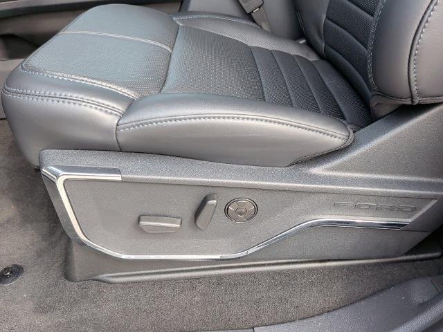 New 2026 Star White Metallic Tri-Coat Ford F-250® Platinum® image 65