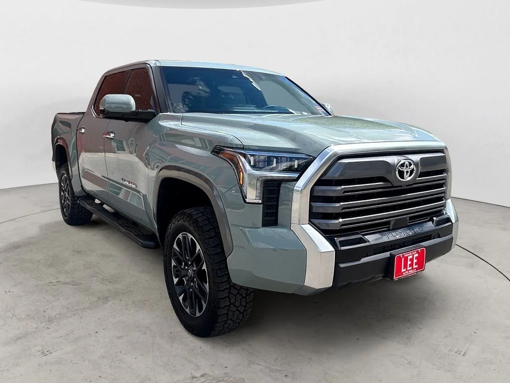 Used 2025 Lunar Toyota Limited image 7