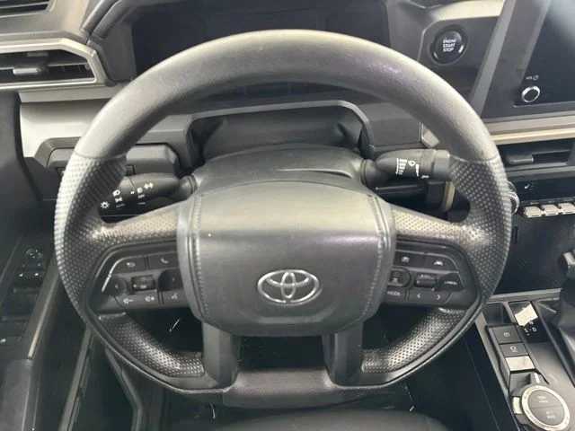 Used 2024  Toyota SR5 image 29