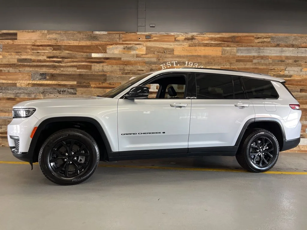 2024 Jeep Grand Cherokee L Altitude - Photo 15