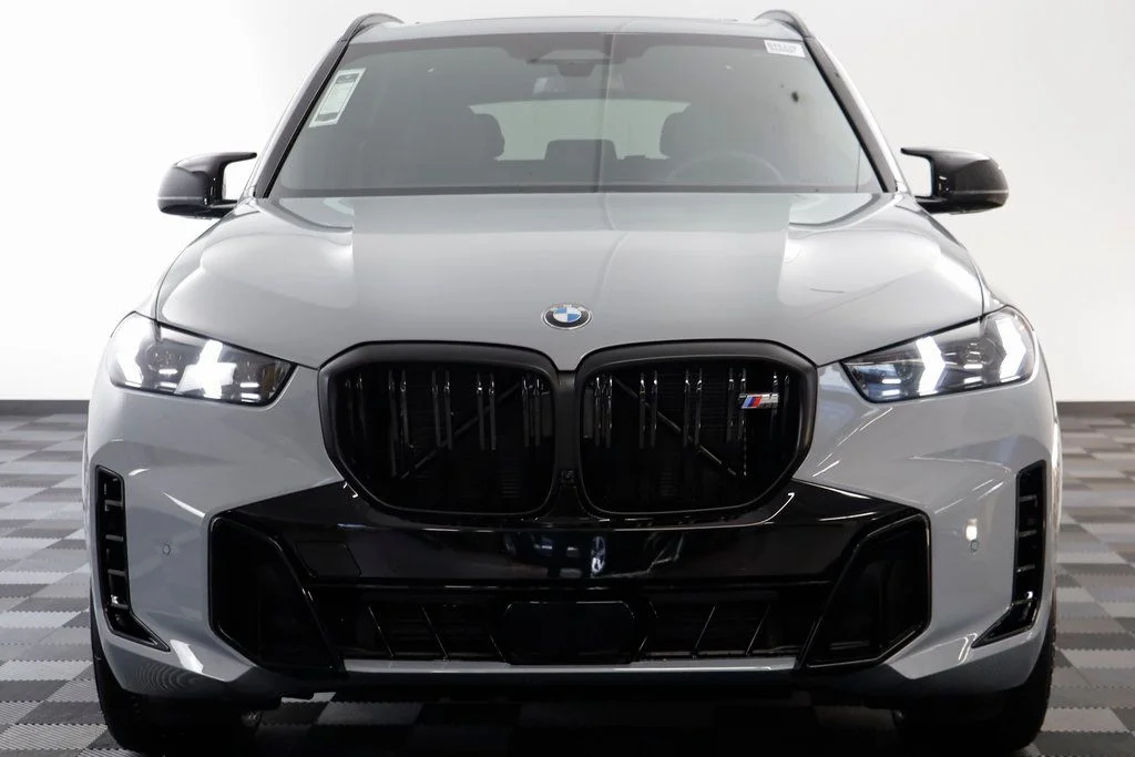 New 2026 Gray BMW M60i image 23
