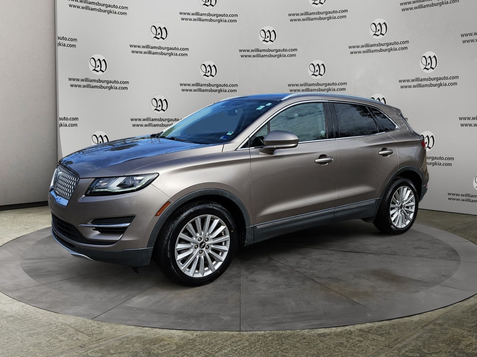 2019 Lincoln MKC Base