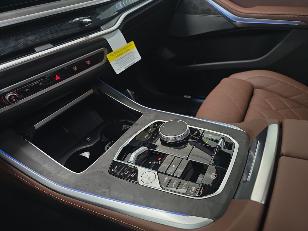 New 2026 Alpine White BMW xDrive50e image 19