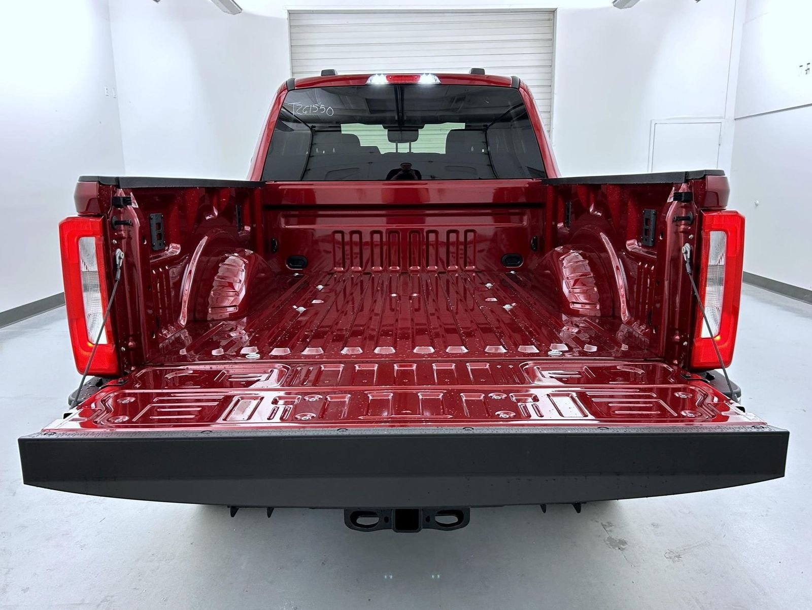 New 2026 Ruby Red Metallic Tinted Clearcoat Ford XLT image 22