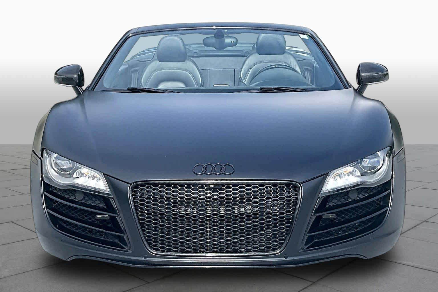 Pre-Owned 2011 Audi R8 5.2L