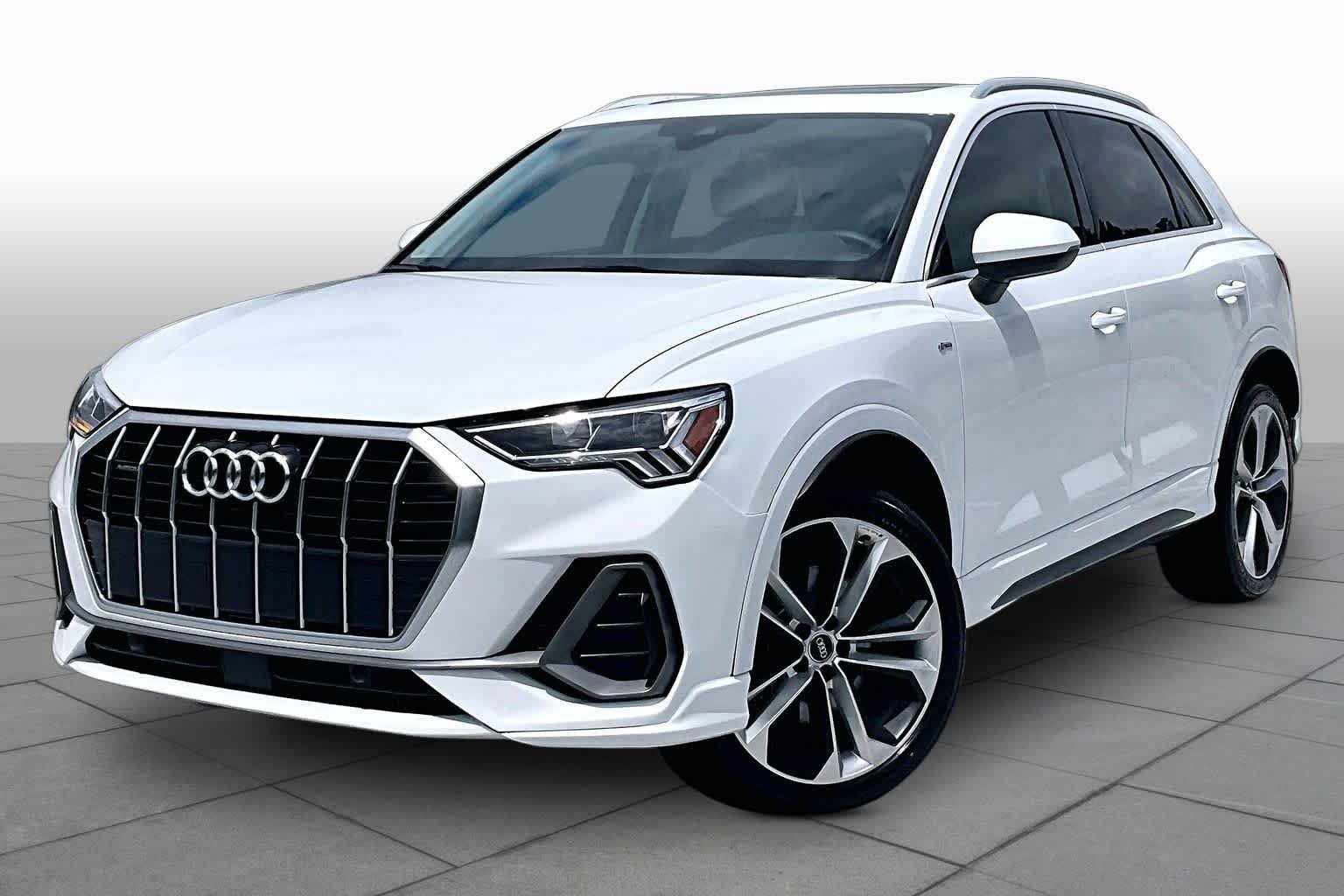 2020 Audi Q3 S line Premium Plus