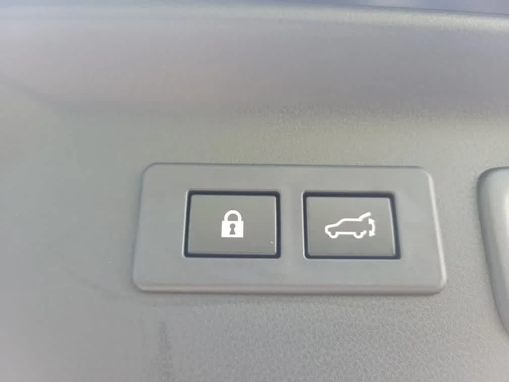 Used 2025 Crystal Black Silica Subaru Sport Hybrid image 36
