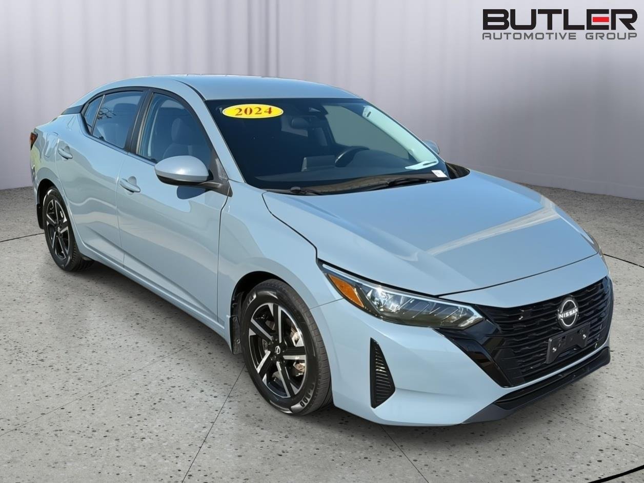 Used 2024 Atlantic Gray Metallic Nissan SV image 8