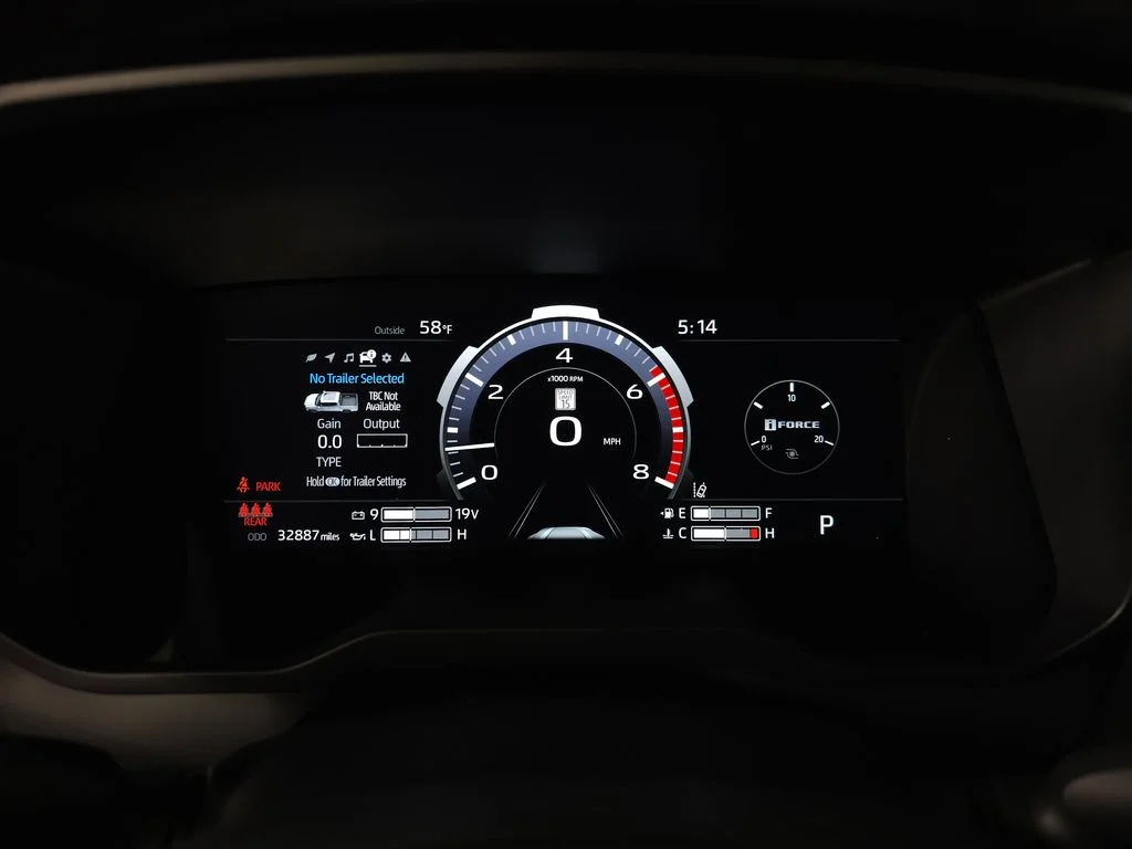 2024 Toyota Tundra Limited - Photo 21