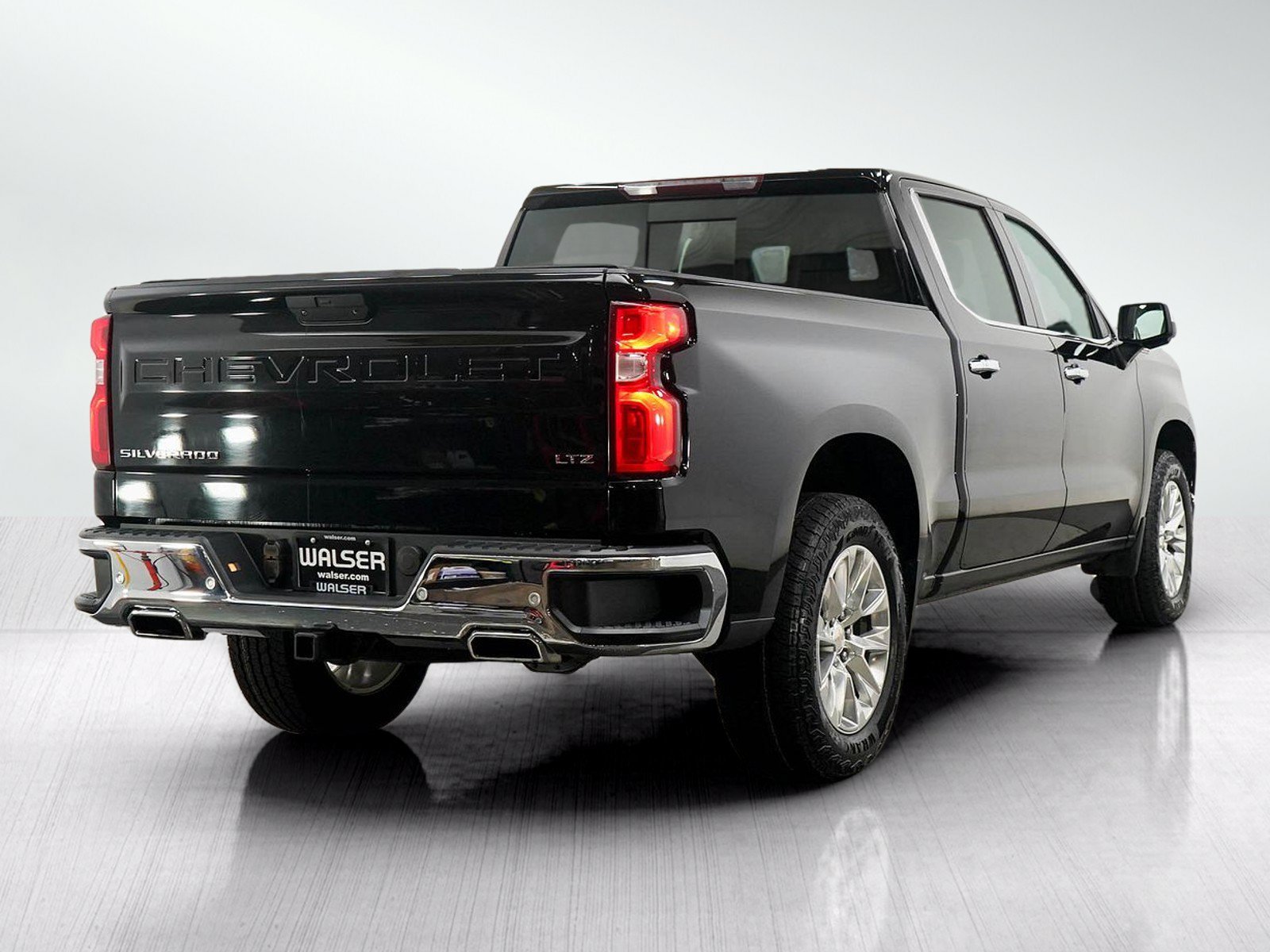 Used 2019 Black Chevrolet LTZ image 5