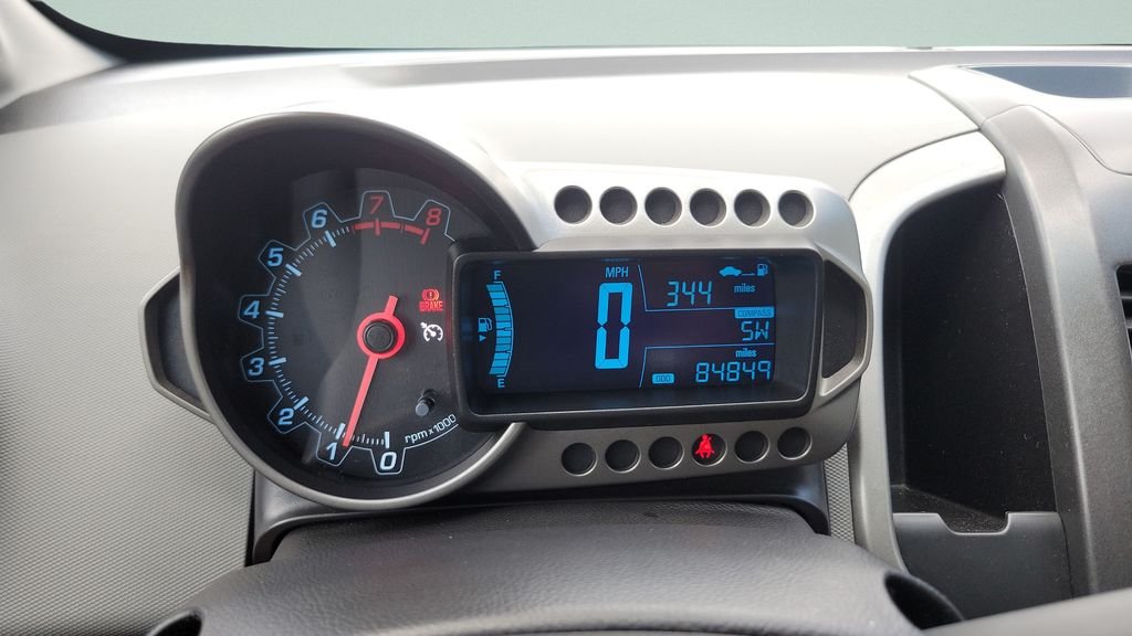 2014 Chevrolet Sonic LT - Photo 22