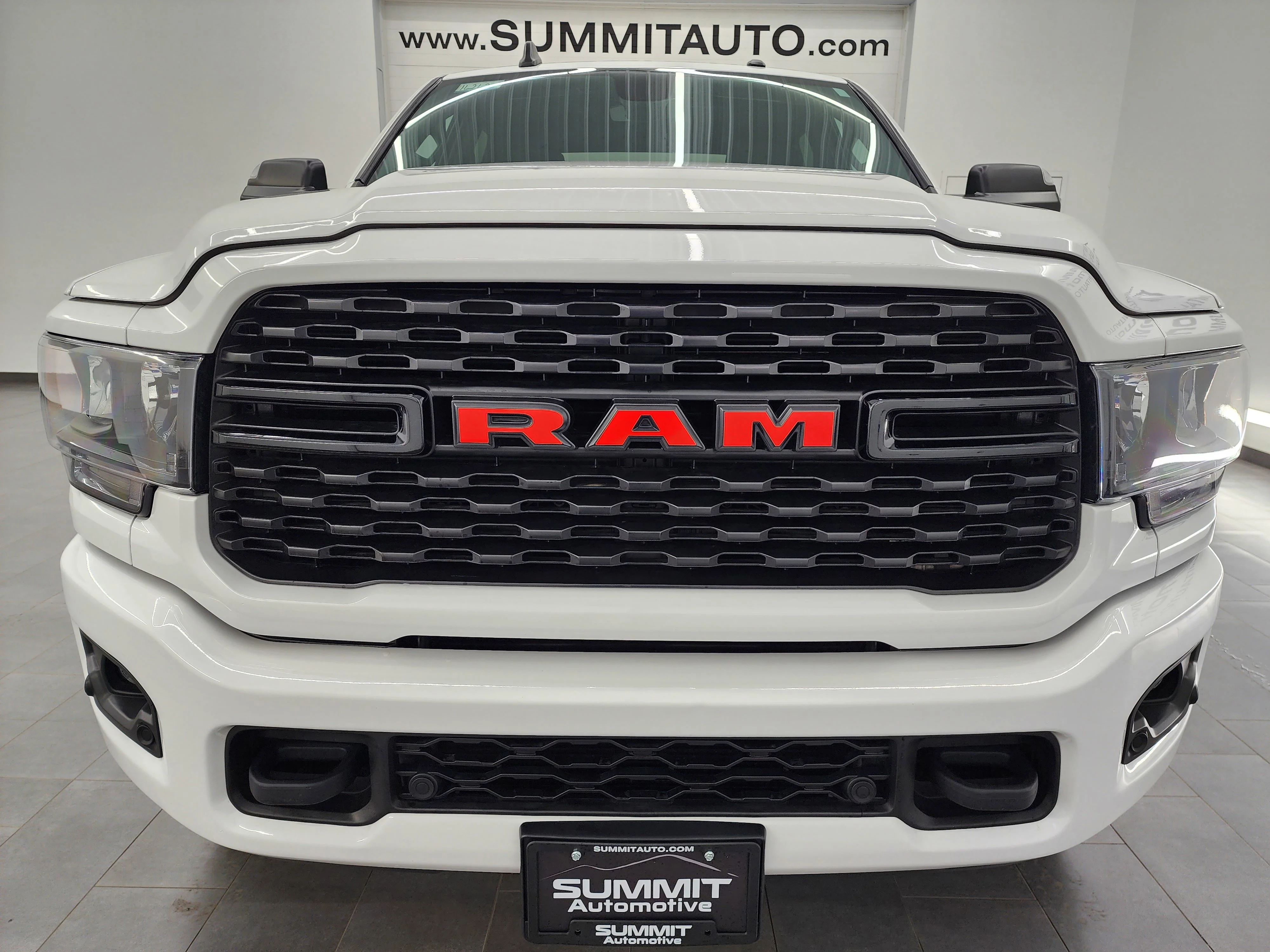Used 2022 Bright White Clearcoat Ram Big Horn image 21