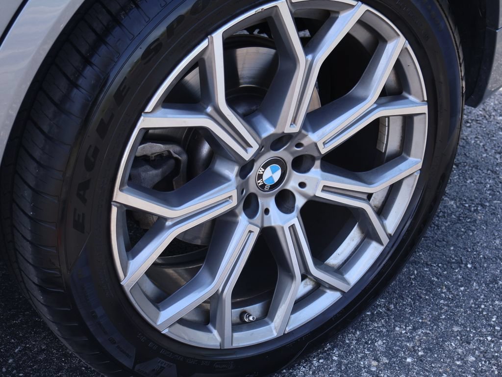 2025 BMW X7 40i - Photo 45