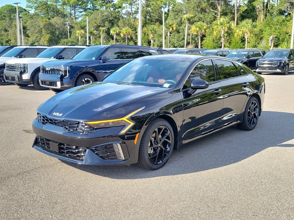 New 2027 Aurora Black Pearl Kia GT-Line image 3