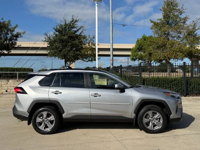 Certified Used 2024 SILVER SKY METALLIC Toyota XLE image 4