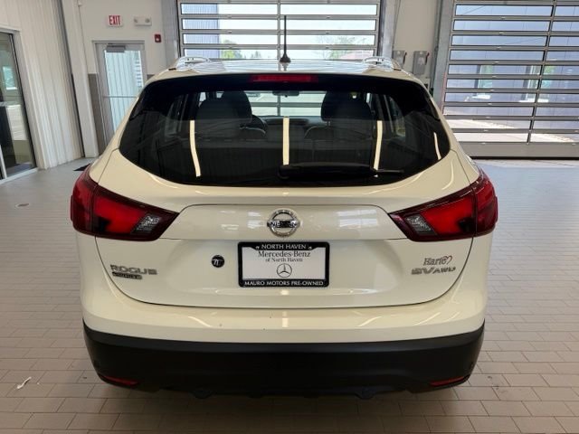 Used 2019 White Nissan SV image 4