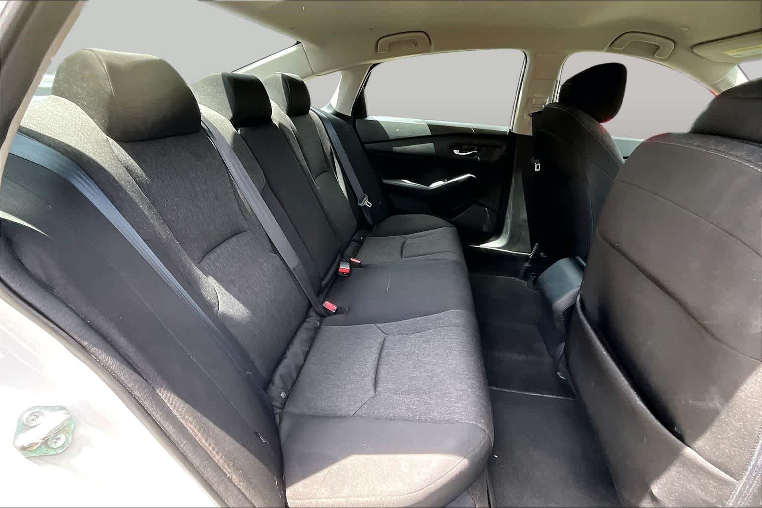 Used 2023 Platinum White Pearl Honda LX image 19