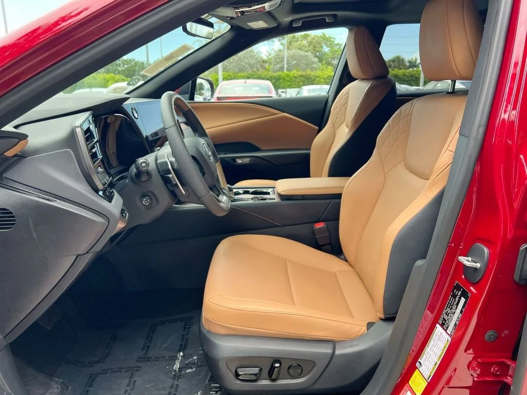 Used 2025 Matador Red Mica Lexus 350h Premium image 12
