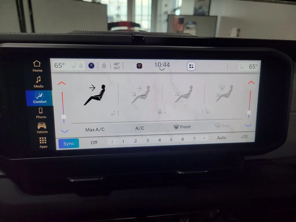 New 2026 Reign Exterior Paint Jeep Sahara image 18
