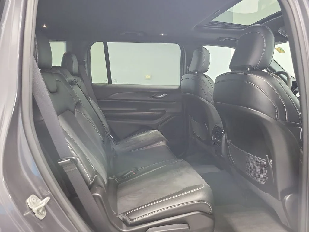 Used 2024 Gray Jeep Altitude X image 20