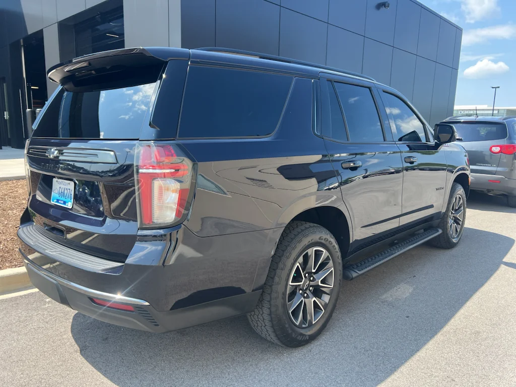 Used 2022 Midnight Blue Metallic Chevrolet Z71 image 5