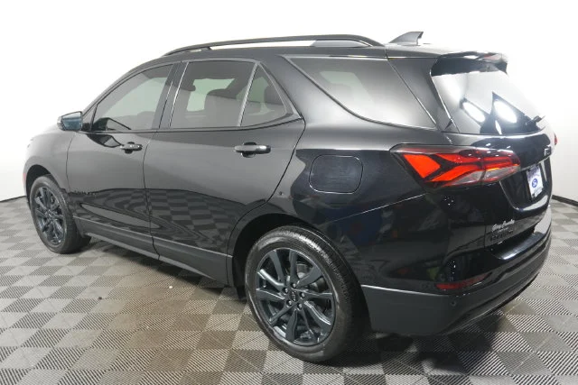 Used 2023 Mosaic Black Metallic Chevrolet RS image 5